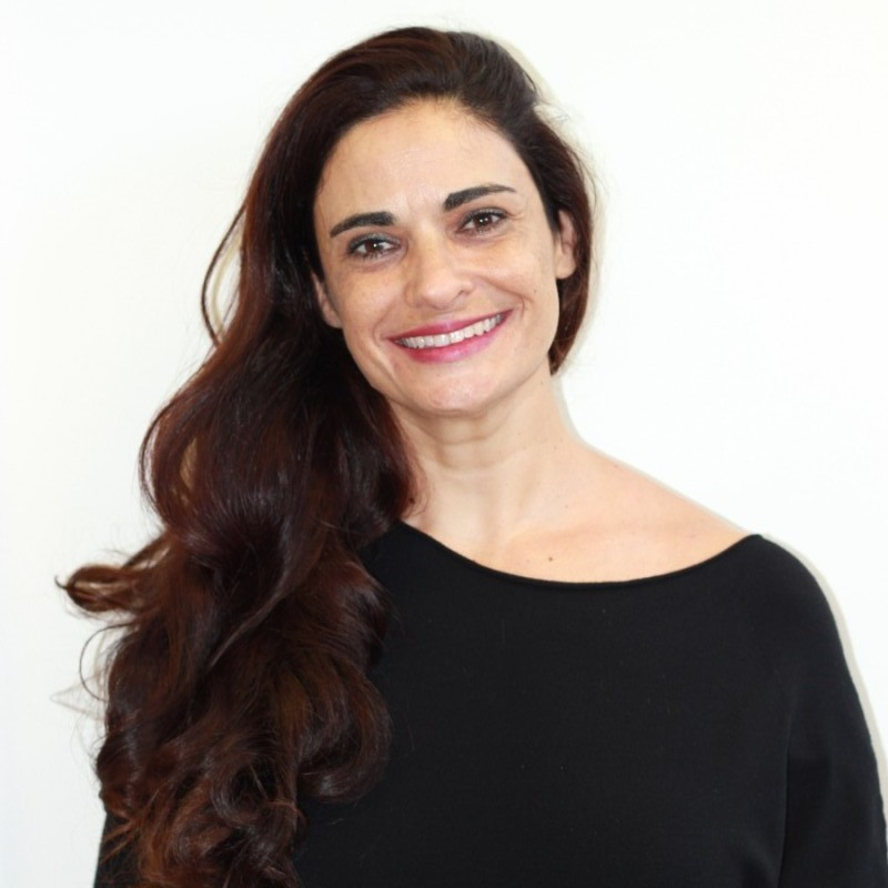 Author Katya Linossi